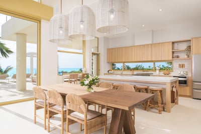 Luxury Villa Photo #23