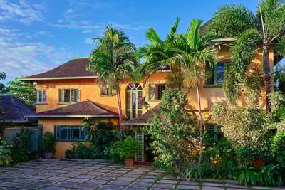 Luxury Villa Photo #40