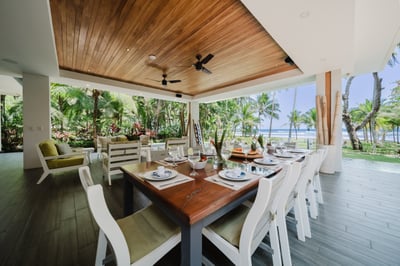 Luxury Villa Photo #4