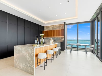 Luxury Villa Photo #23