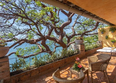 Luxury Villa Photo #32
