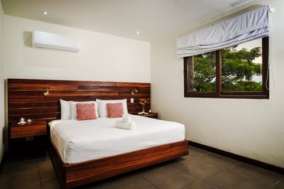 Luxury Villa Photo #46