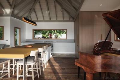 Luxury Villa Photo #22