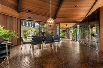 Luxury Villa Photo #15