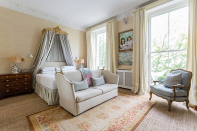 Luxury Villa Photo #13