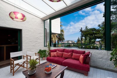 Luxury Villa Photo #9