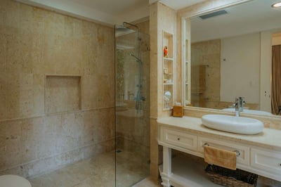 Luxury Villa Photo #36