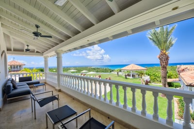 Luxury Villa Photo #28