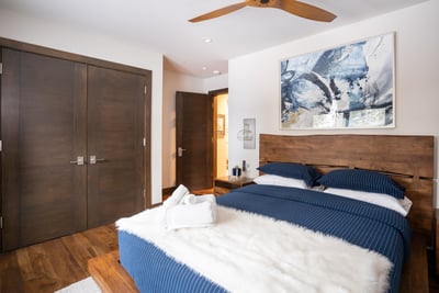 Luxury Villa Photo #24