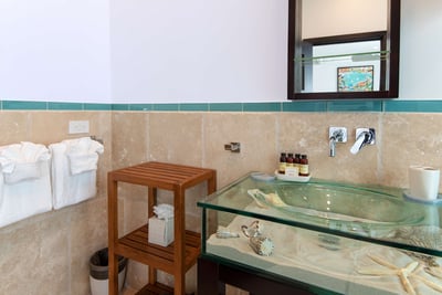 Luxury Villa Photo #18