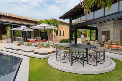 Luxury Villa Photo #25