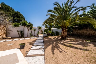 Luxury Villa Photo #39