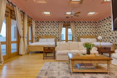 Luxury Villa Photo #52