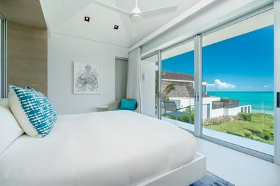 Luxury Villa Photo #33