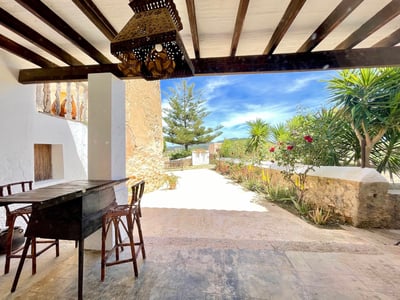 Luxury Villa Photo #15