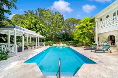 Luxury Villa Photo #3