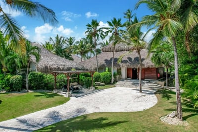 Luxury Villa Photo #33