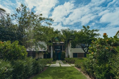 Luxury Villa Photo #44
