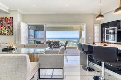 Luxury Villa Photo #15