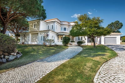 Luxury Villa Photo #28