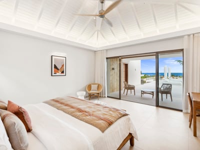 Luxury Villa Photo #44