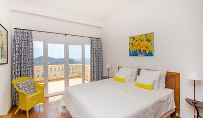 Luxury Villa Photo #36