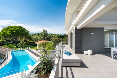 Luxury Villa Photo #14