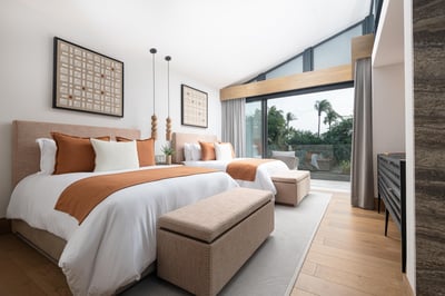Luxury Villa Photo #45