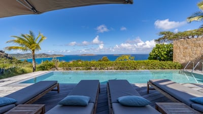 Luxury Villa Photo #14