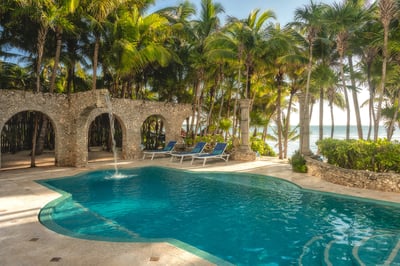 Luxury Villa Photo #7