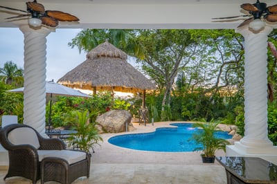 Luxury Villa Photo #3