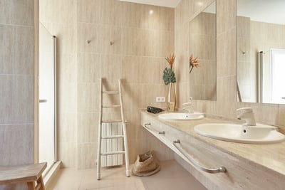 Luxury Villa Photo #24