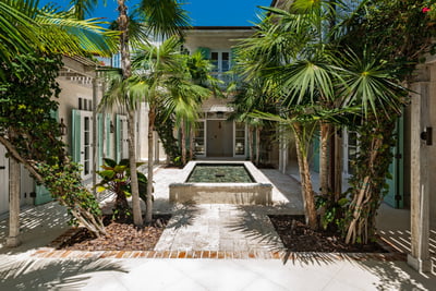 Luxury Villa Photo #11