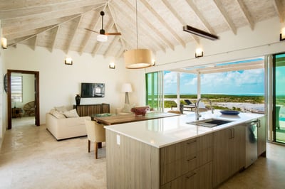 Luxury Villa Photo #8