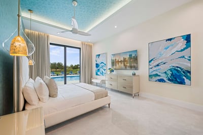 Luxury Villa Photo #33
