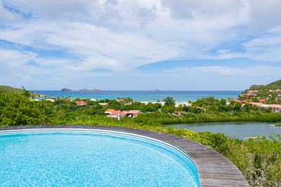 Luxury Villa Photo #6