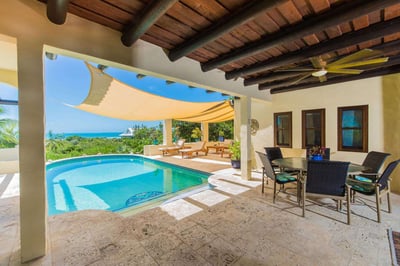 Luxury Villa Photo #10