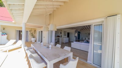 Luxury Villa Photo #15