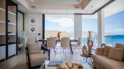 Luxury Villa Photo #25