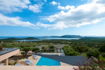 Luxury Villa Photo #2