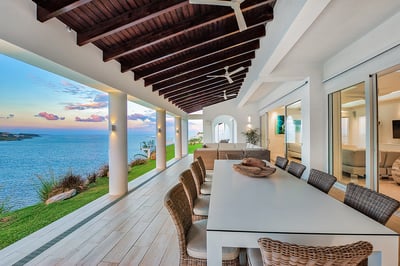 Luxury Villa Photo #10