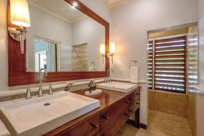 Luxury Villa Photo #22