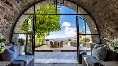 Luxury Villa Photo #8