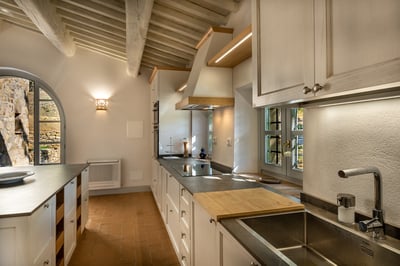 Luxury Villa Photo #13