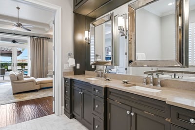 Luxury Villa Photo #30