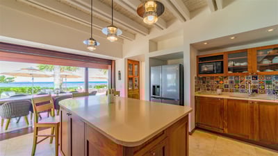 Luxury Villa Photo #27