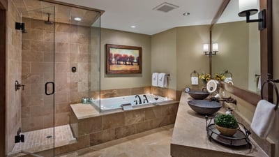 Primary king ensuite