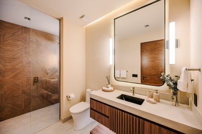 Suite 4 Private Ensuite