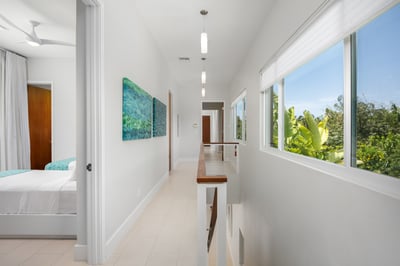 Luxury Villa Photo #22