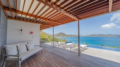 Luxury Villa Photo #15